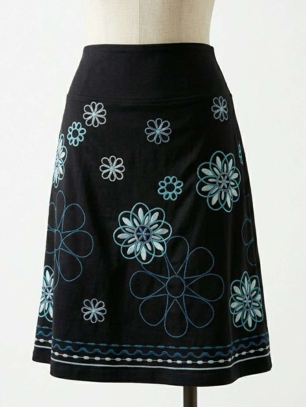 Heart Soul Vintage 90s Boho Embroidered Floral Skirt Black Turquoise Small 9